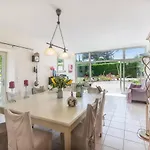 A L'oree Du Bois Bed & Breakfast 3*