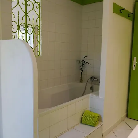 Nocleg ze śniadaniem A L'oree Du Bois Rétaud