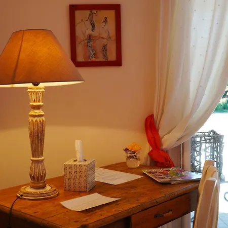 Bed & Breakfast A L'oree Du Bois Rétaud