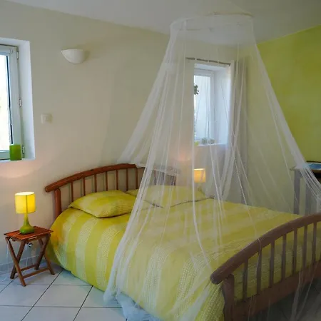 Bed & Breakfast A L'oree Du Bois *