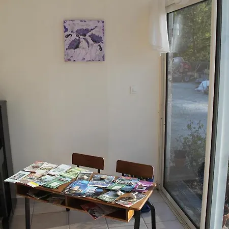 A L'oree Du Bois Bed & Breakfast *