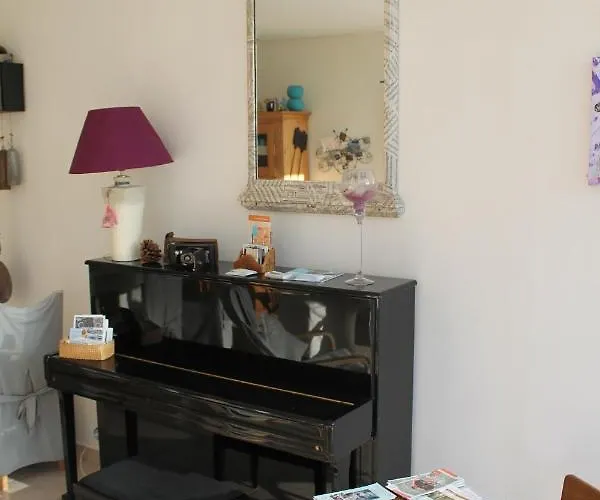 Bed & Breakfast A L'oree Du Bois