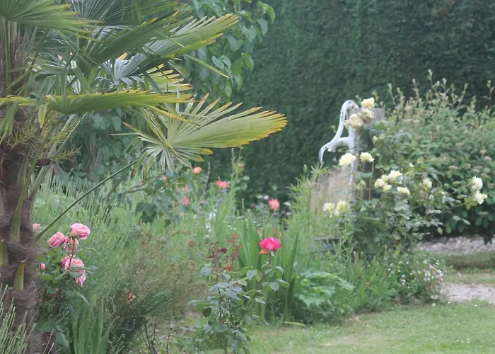 A L'oree Du Bois Rétaud