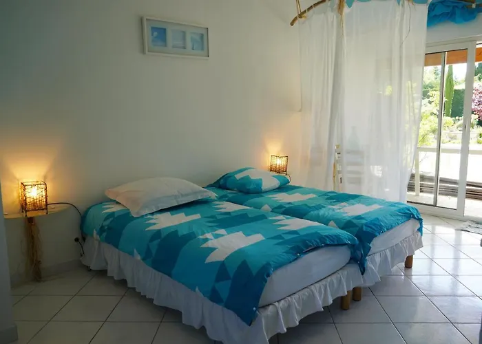 A L'oree Du Bois Bed & Breakfast